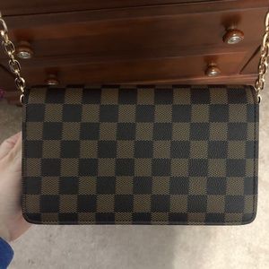 Daisy Rose crossbody